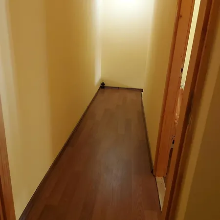 Valtom Downtown Apartman *